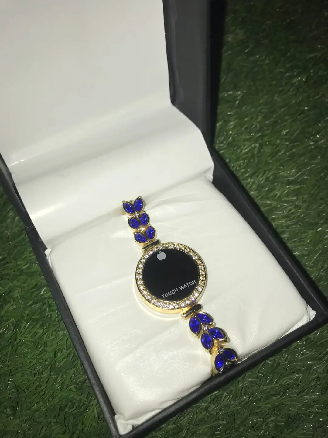 Women's Chic Everyday Design That Upgrades Any Outfit Watch 1