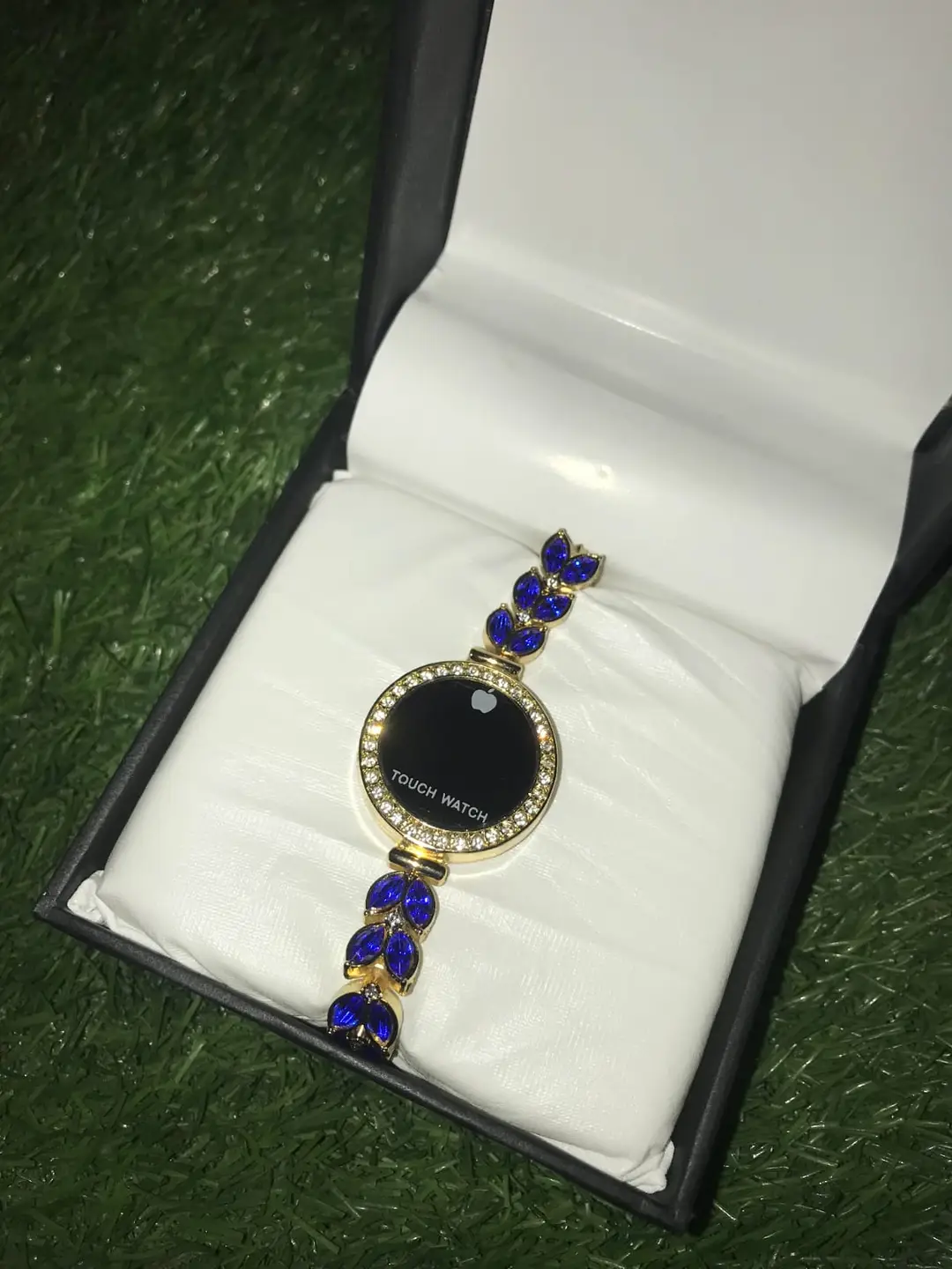 Women's Chic Everyday Design That Upgrades Any Outfit Watch 1