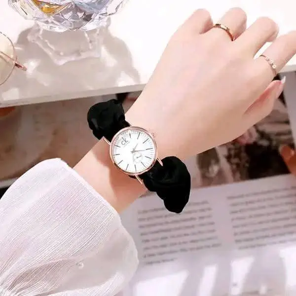 Women Watches Stylish Branded | Women Watches Golden Stainless Steel dail | Women Watches Expensive Look | Watches for Girls | Watches for Girls Simple | Watches for Girls with Box | Ladies Watch