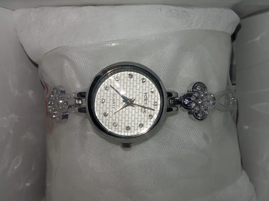 Golden Stainless Steel Chain Watch for Girls |Ladies Watches