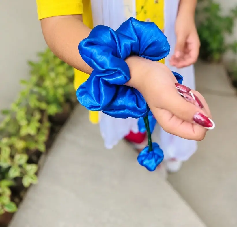 Pack of 10 Tulips Scrunchies