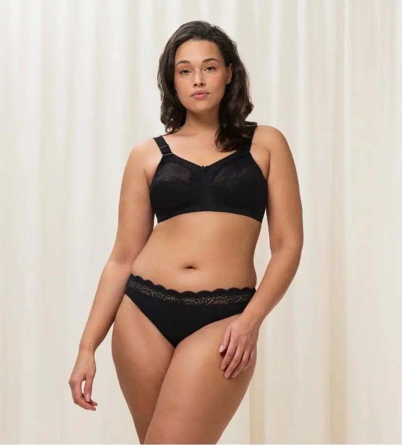 Original Galaxy/Triumph (Doreen Bra) Nylon Plain Light Weight Full Cup Bra
