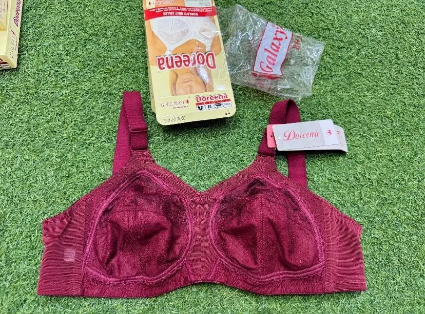 Original Galaxy/Triumph (Doreen Bra) Nylon Plain Light Weight Full Cup Bra