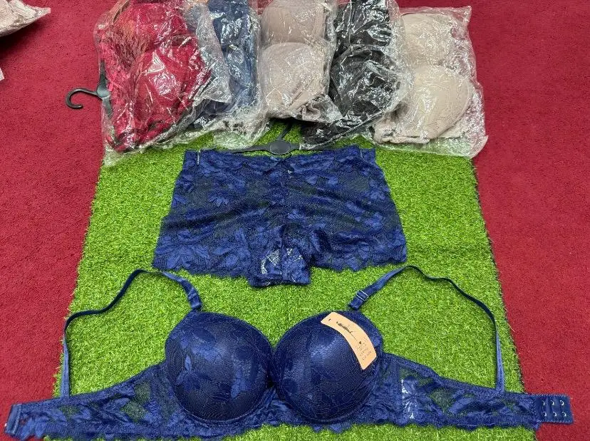 Net Lace Comfortable And Breathable Lingerie Set