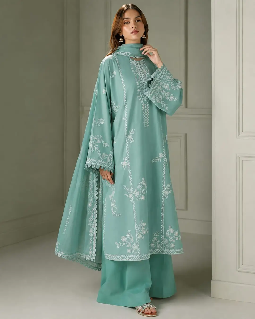 3 Pcs Women's Unstitched Embroidered Suit