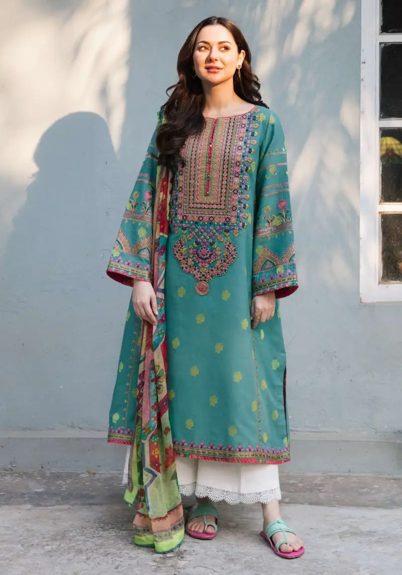 3 Pcs Women's Unstitched Embroidered Suit