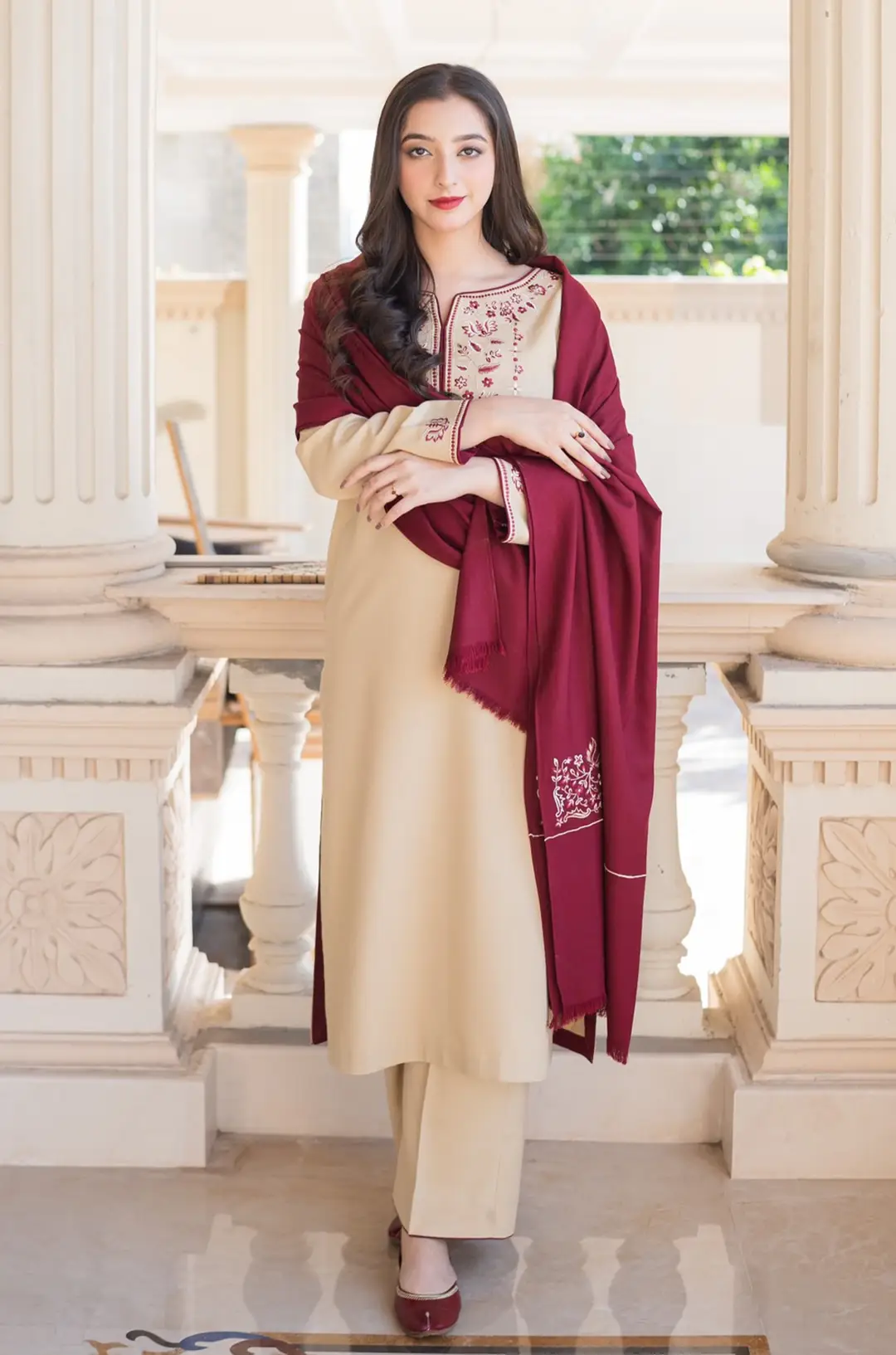 3 Pcs asling hit code Women's Unstitched Embroidered Suit