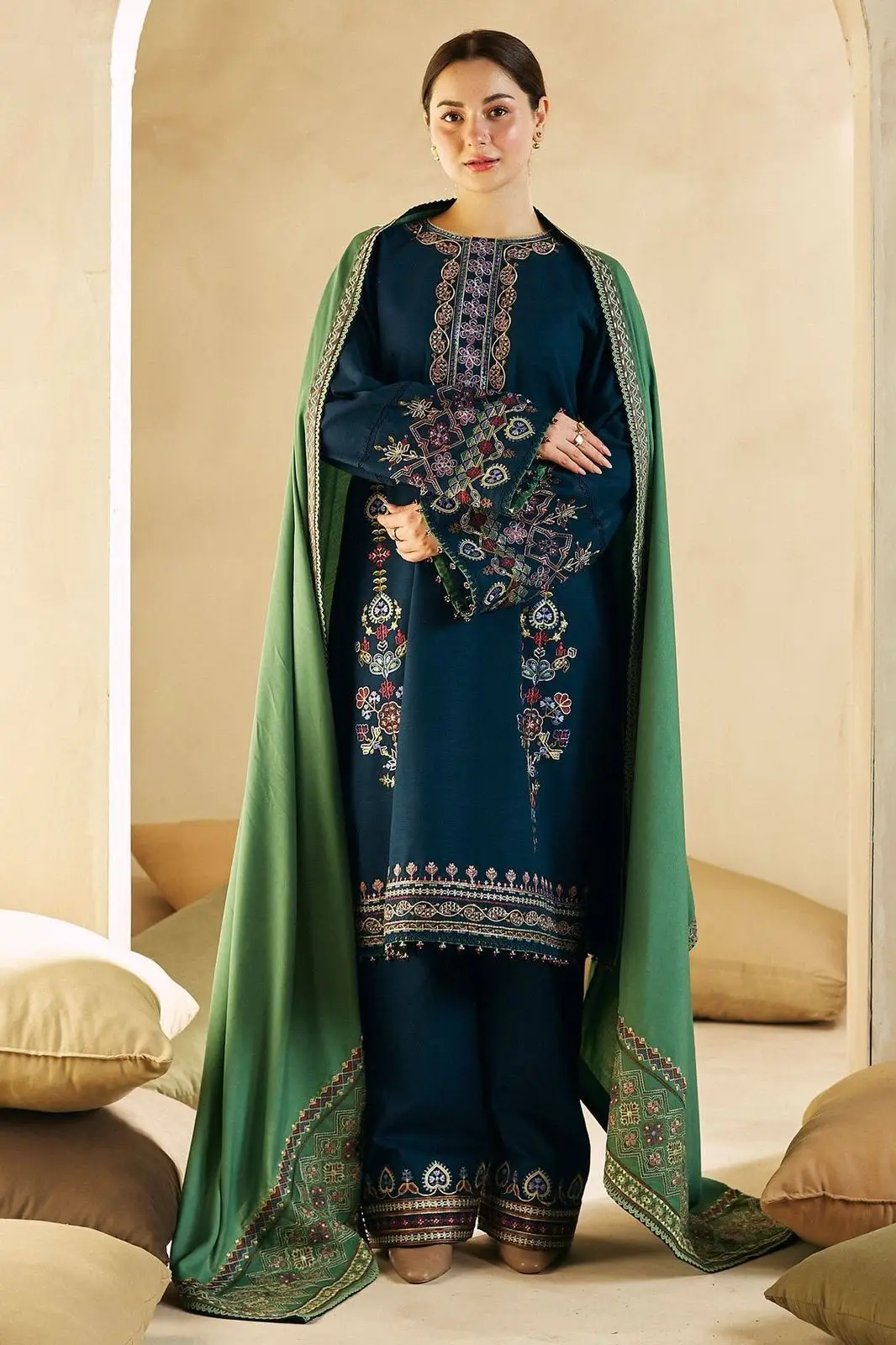 3 Pcs Women's Unstitched Embroidered Suit