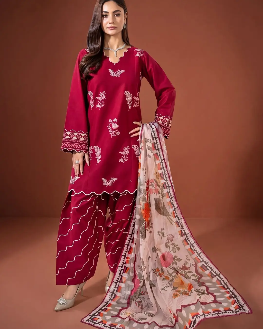 3 Pcs Women's Unstitched Embroidered Suit