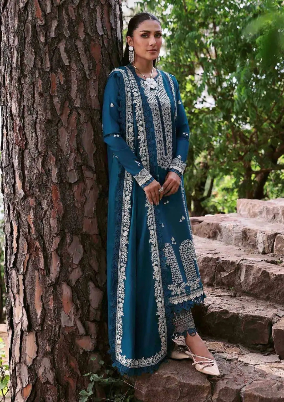 3 Pcs Women's Unstitched Embroidered Suit(HB)