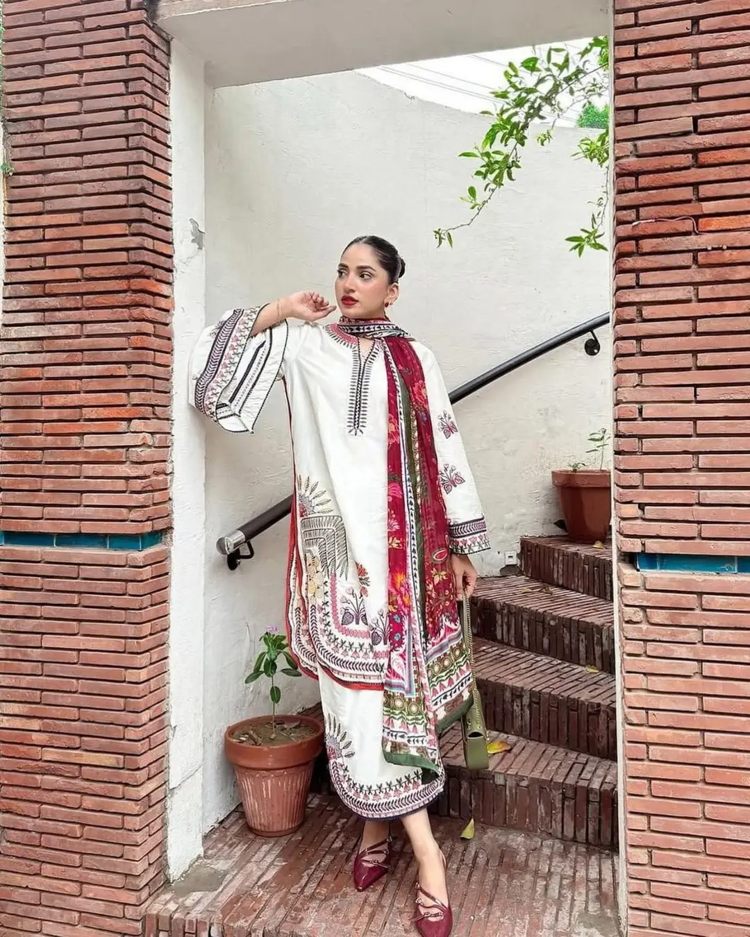 3 Pcs Women's Unstitched Embroidered Suit(HB)