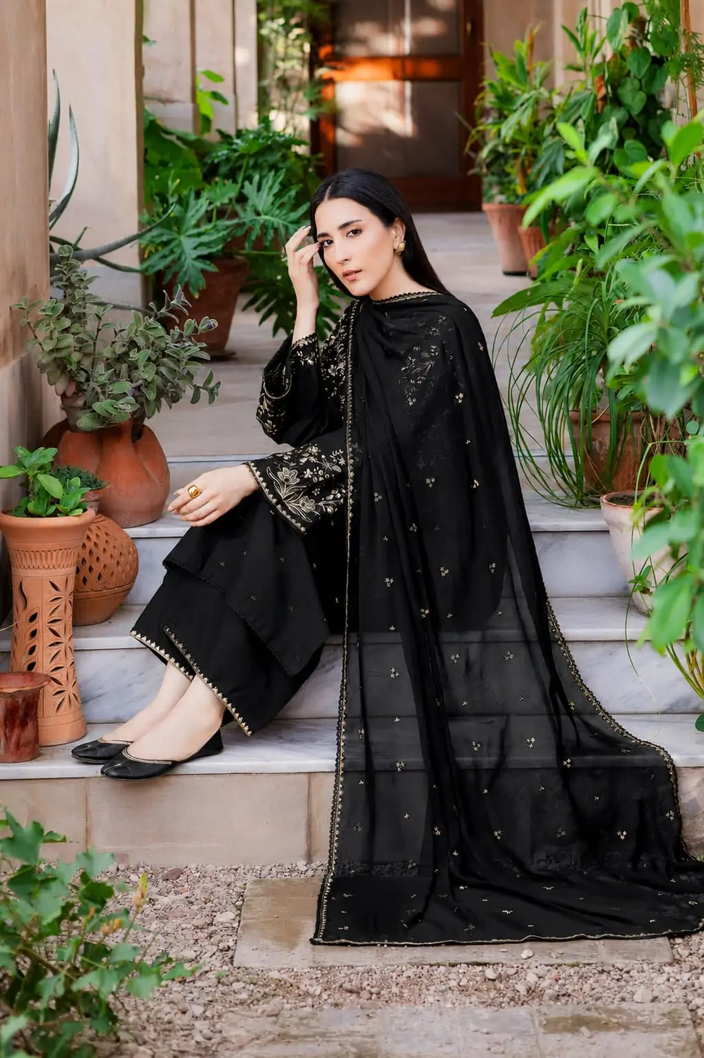 3 Pcs Women's Unstitched Embroidered Suit(HB)