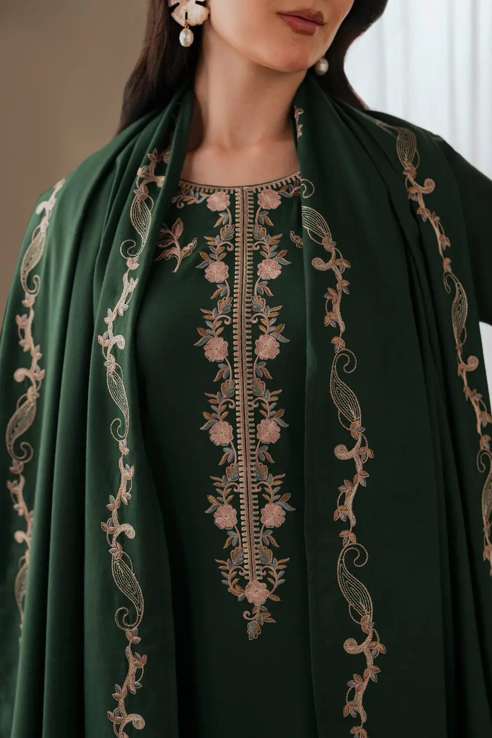 3 Pcs Women's Unstitched Embroidered Suit(HB)