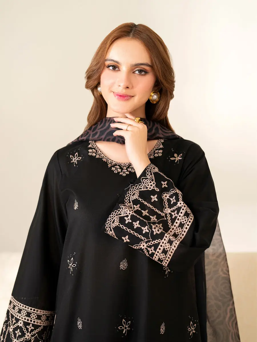 3 Pcs Women's Unstitched Embroidered Suit(HB)