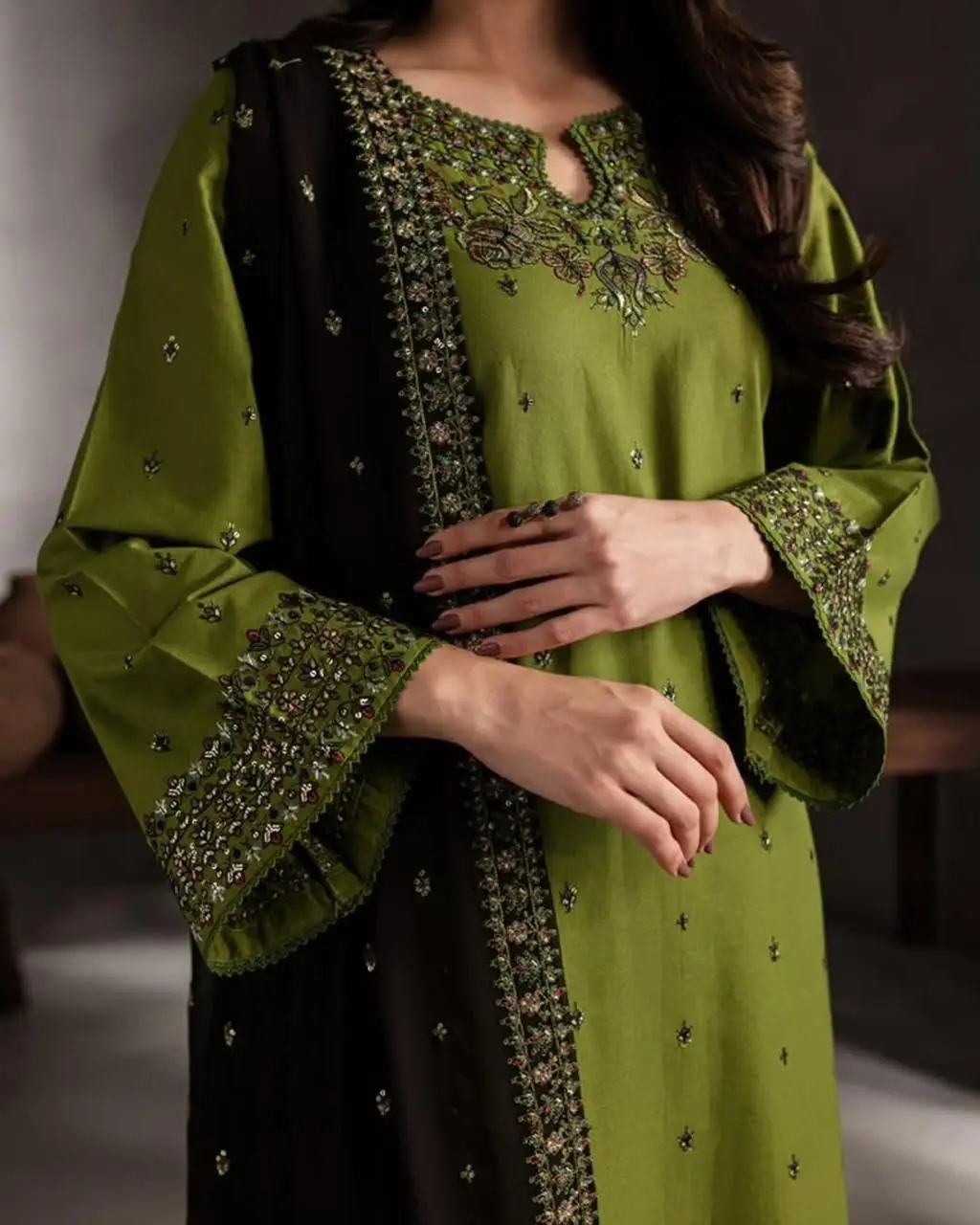 3 Pcs Women's Unstitched Embroidered Suit(HB)