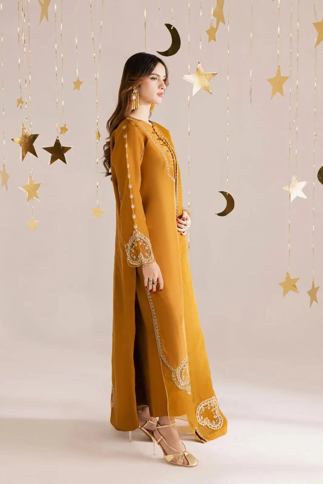 3 Pcs Women's Unstitched Sequins Embroidered Suit(skf)