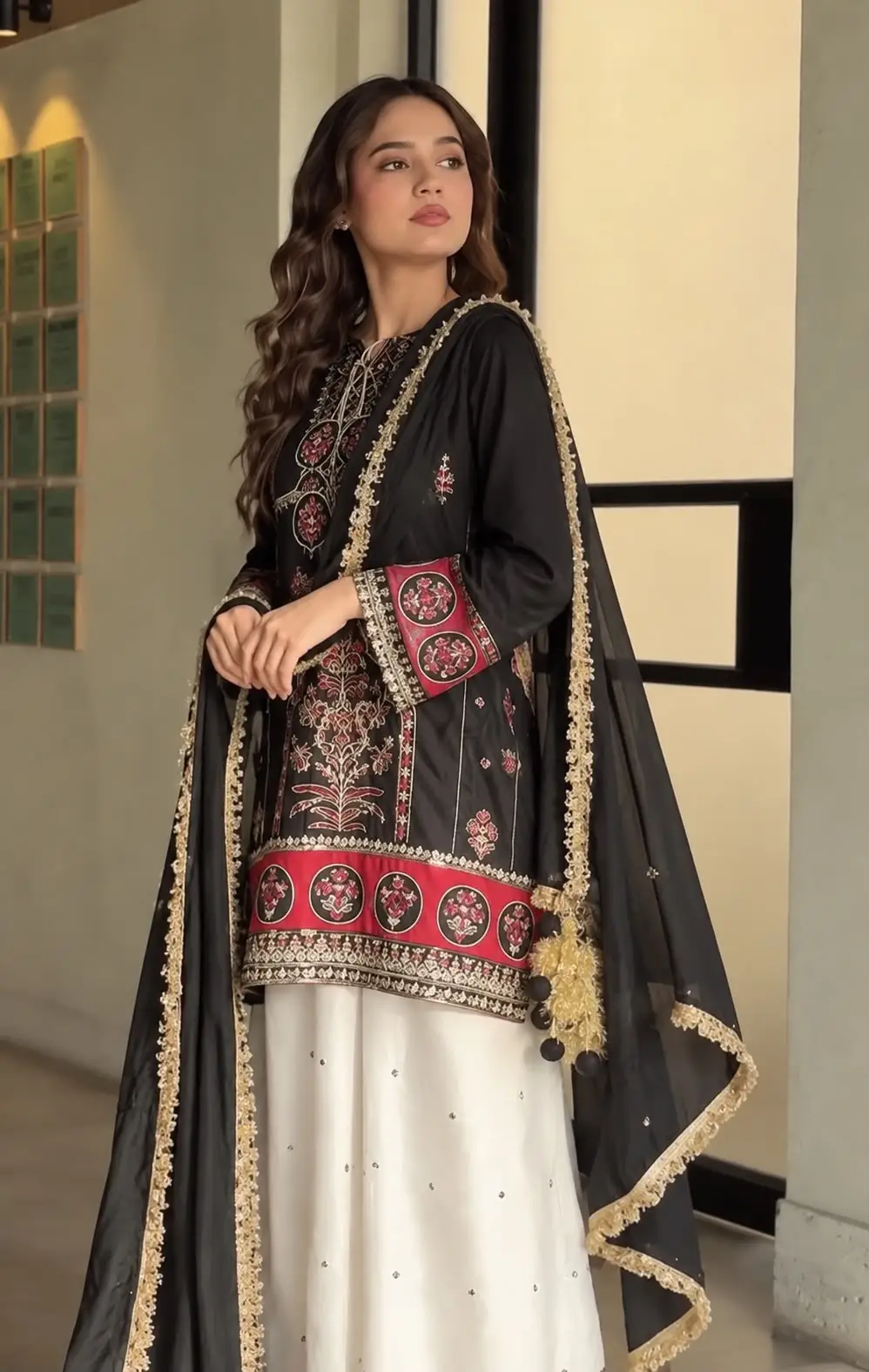 3 Pcs Women's Unstitched Embroidered Suit(skf)