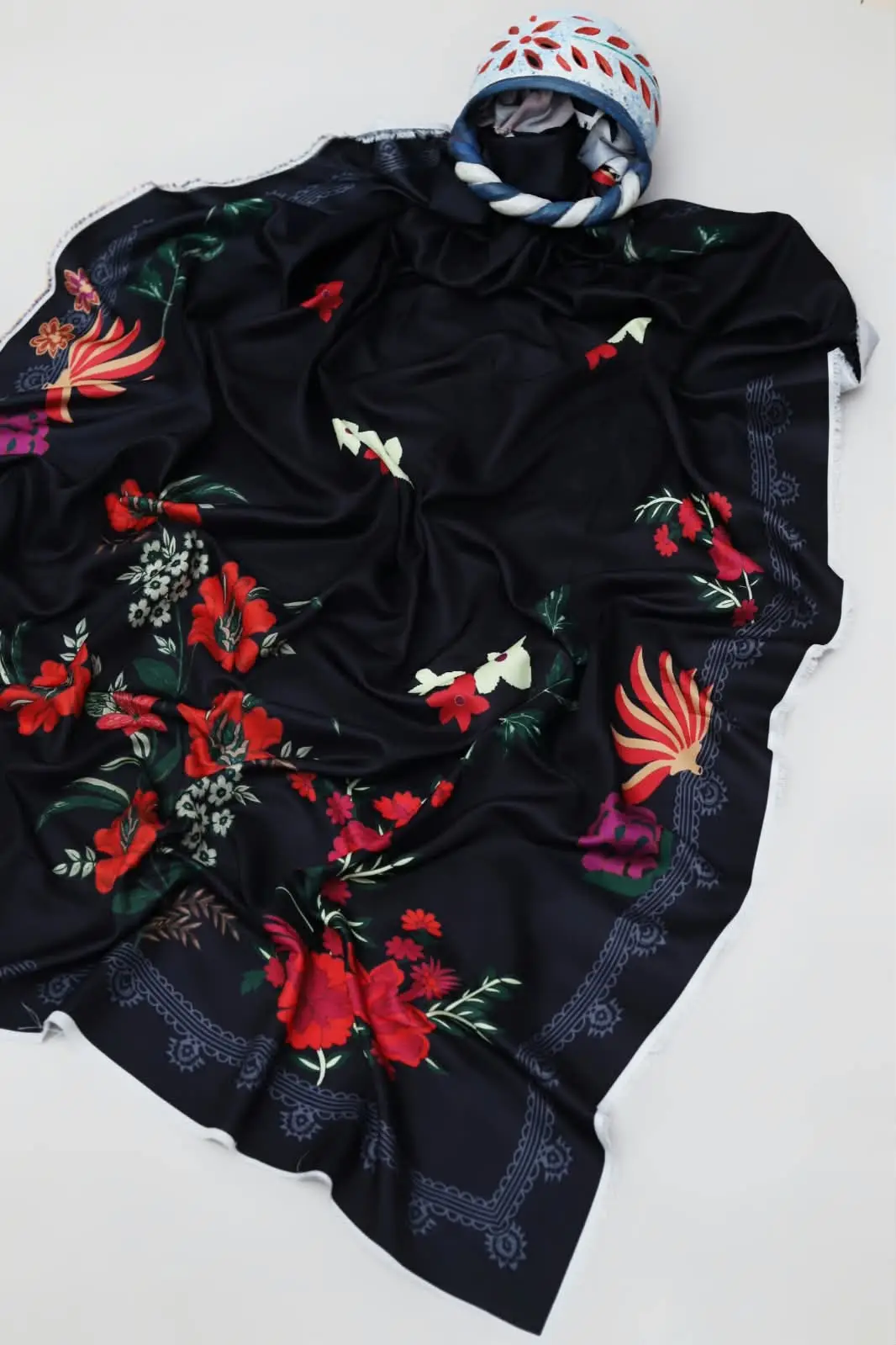 3 Pcs Women's Unstitched Embroidered Suit(f&f)