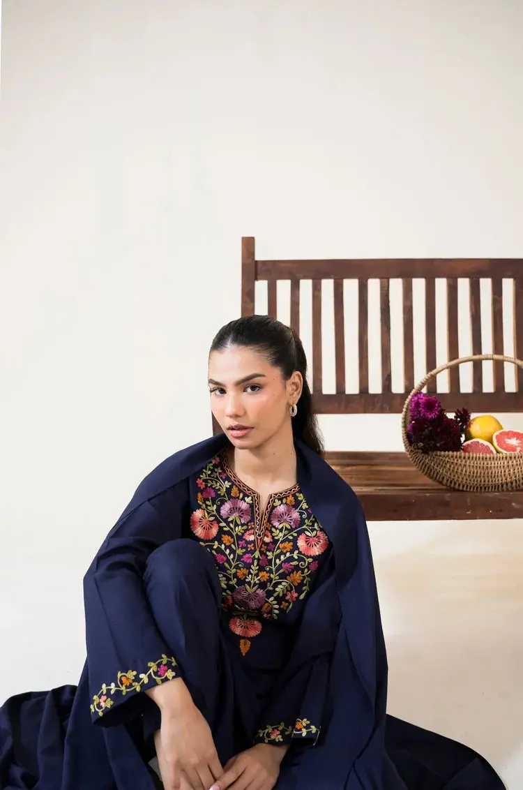 3 Pcs Women's Unstitched Embroidered Suit(hb)