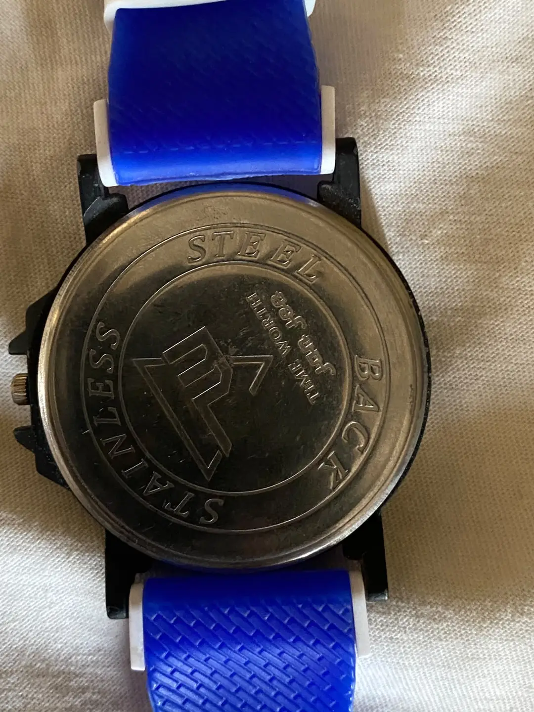 Men's Modern Stylish Look Watch