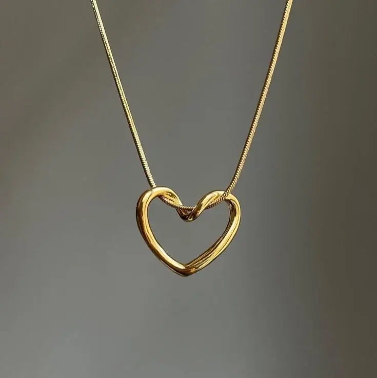 Elegant Simple Heart Shape Stainless Steel Pendant Necklace