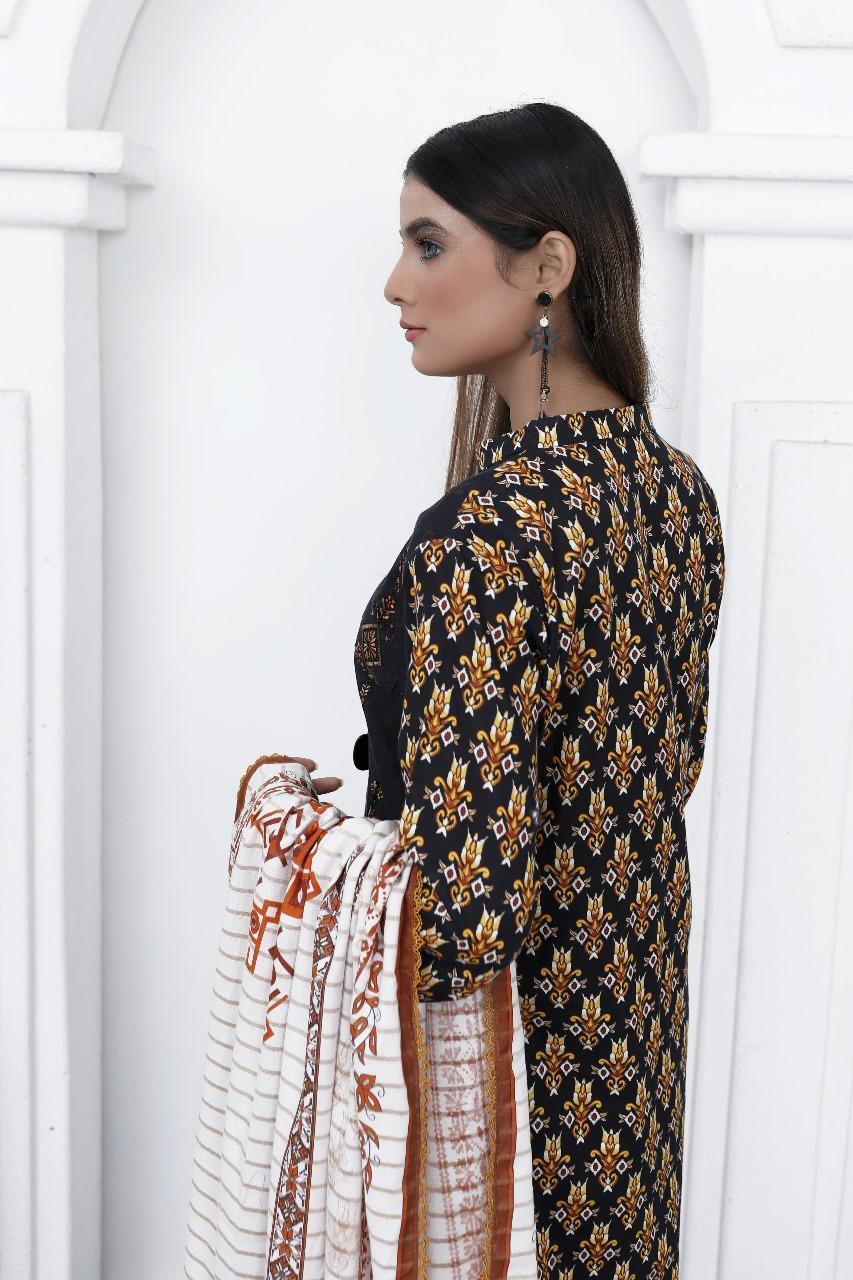 Black Khaddar 3-Piece Suit for Women Winter Party Wear