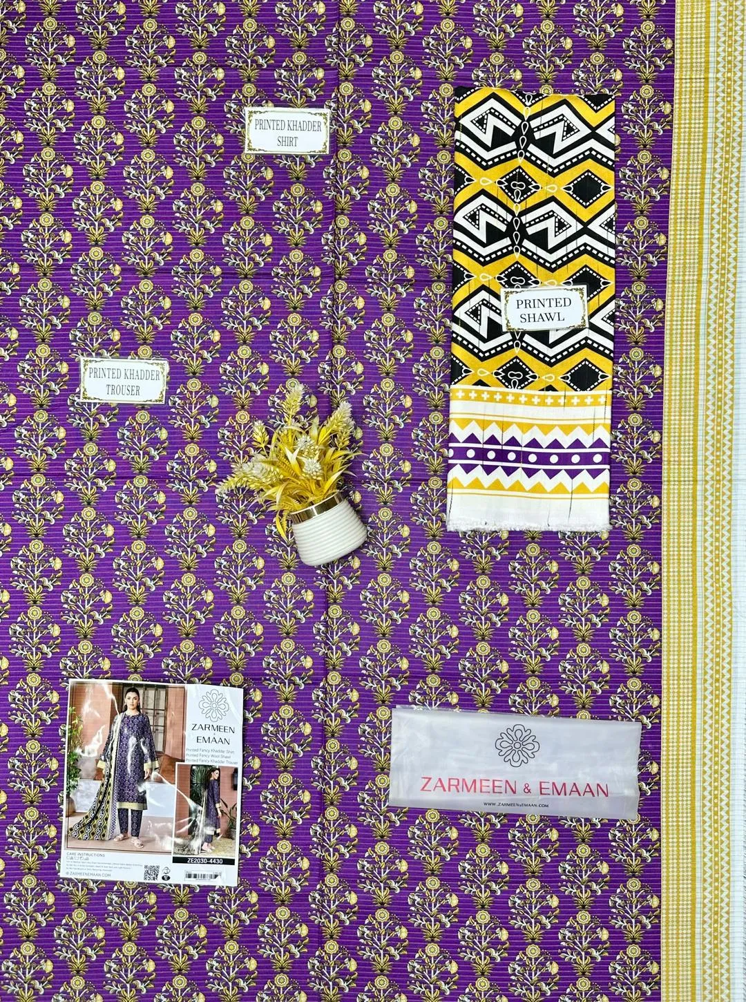 Purple Printed 3 Pcs Women's Khaddar Suit with Wool Dupatta