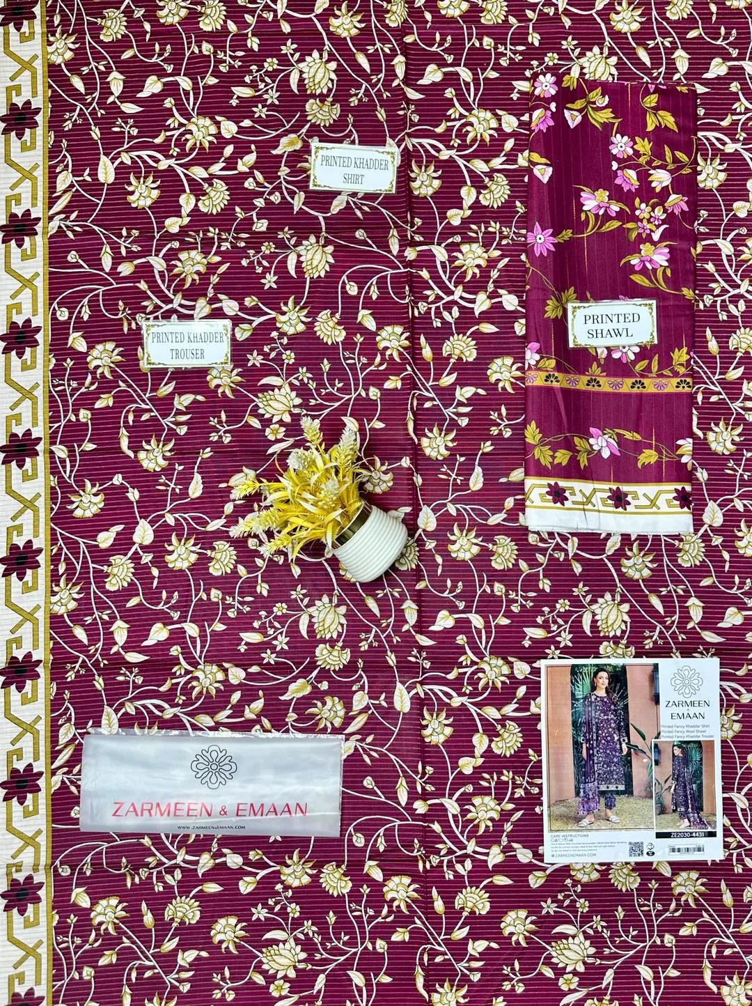 Maroon Printed 3 Pcs Women Suit Khaddar Wool Dupatta
