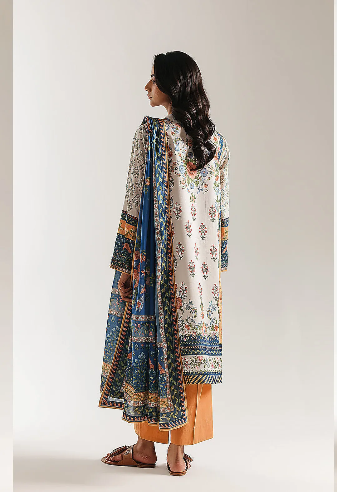 3 Pcs Women's Unstitched Printed Suit Shirt Fabric Lawn