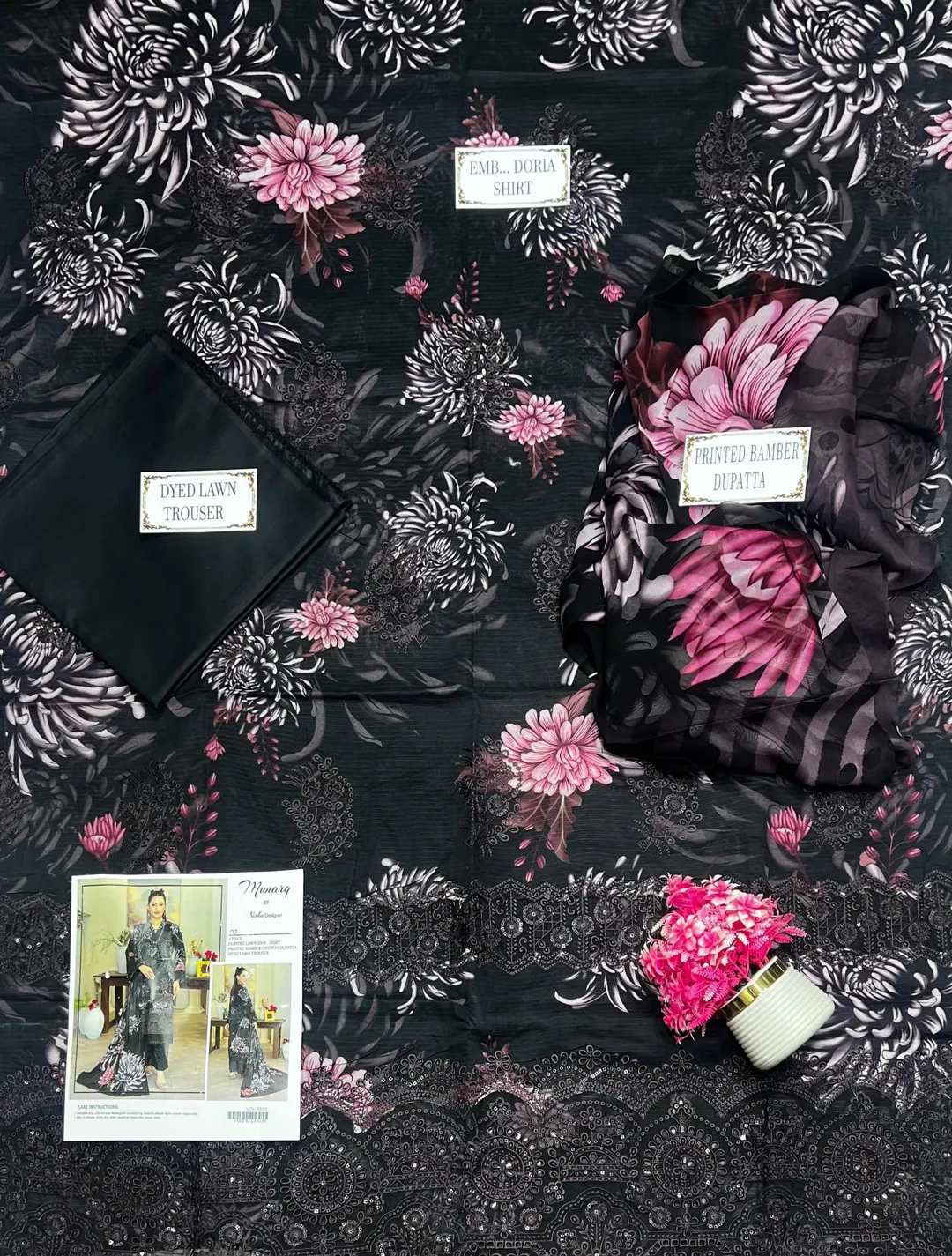 3 Pcs Women's Unstitched Printed Suit