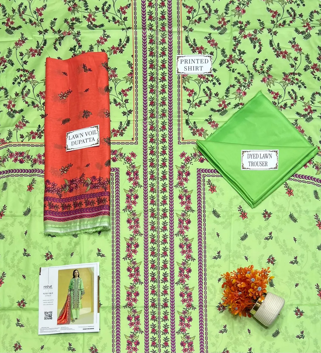 3 Pcs Women's Unstitched Printed Suit