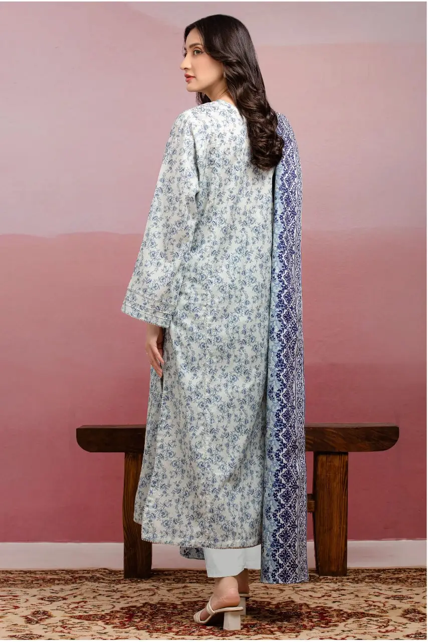 3 Pcs Women's Unstitched Printed Suit
