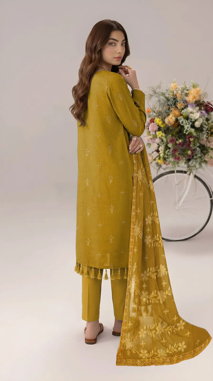 3 Pcs Women's Unstitched Plain Suit