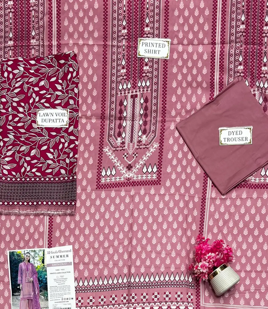 3 Pcs Women's Unstitched Printed Suit