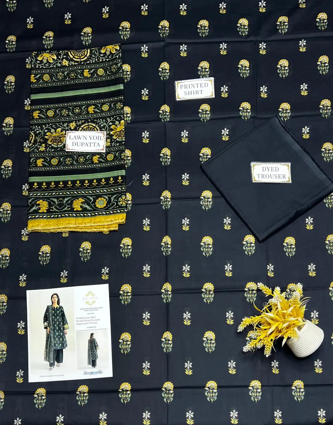 3 Pcs Women's Unstitched Printed Suit