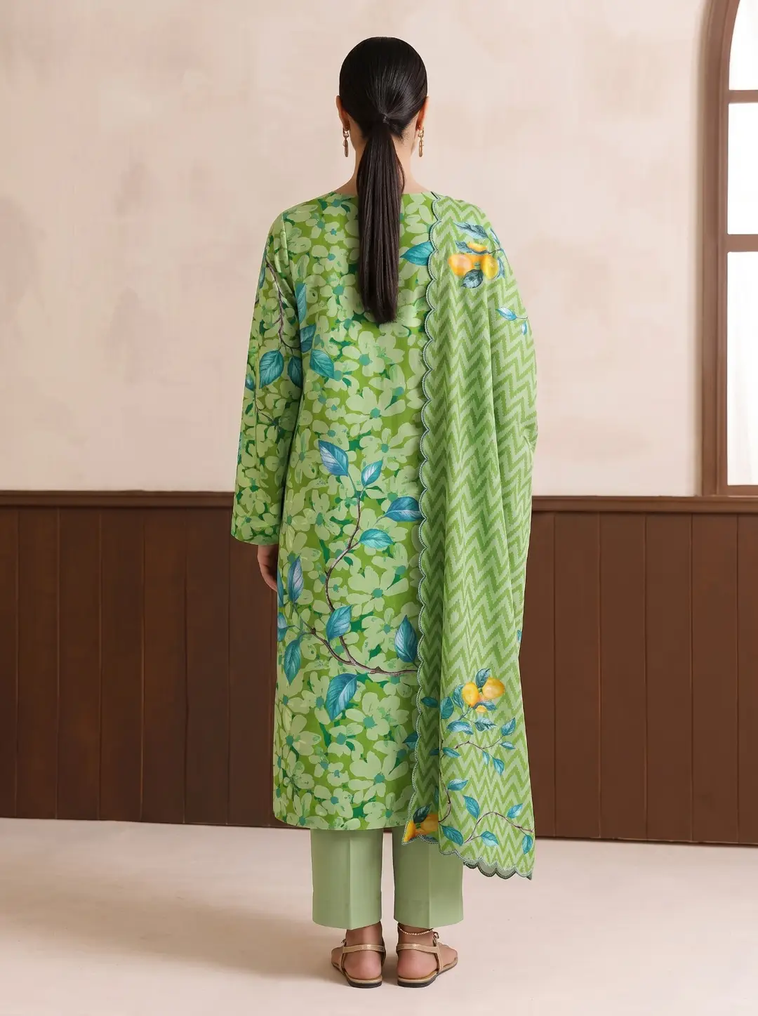 3 Pcs Women's Unstitched Printed Suit