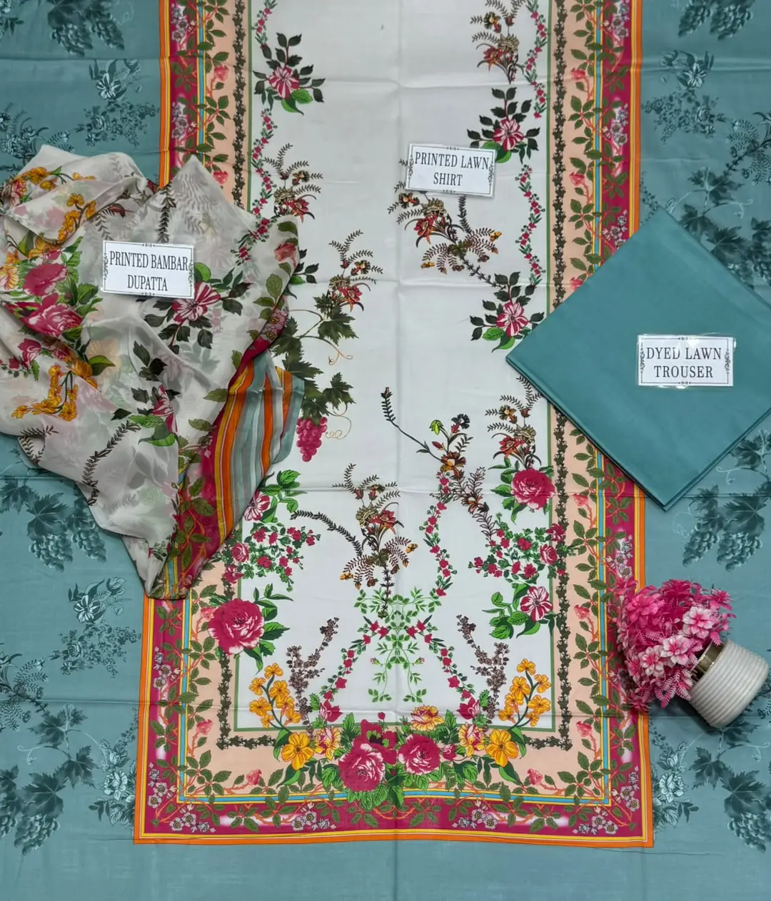 3 Pcs Women's Unstitched Printed Suit