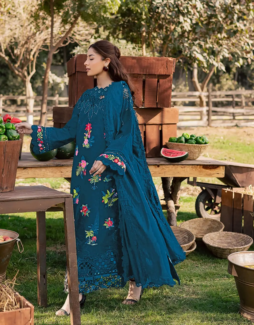 3 Pcs Women's Unstitched Plain Suit