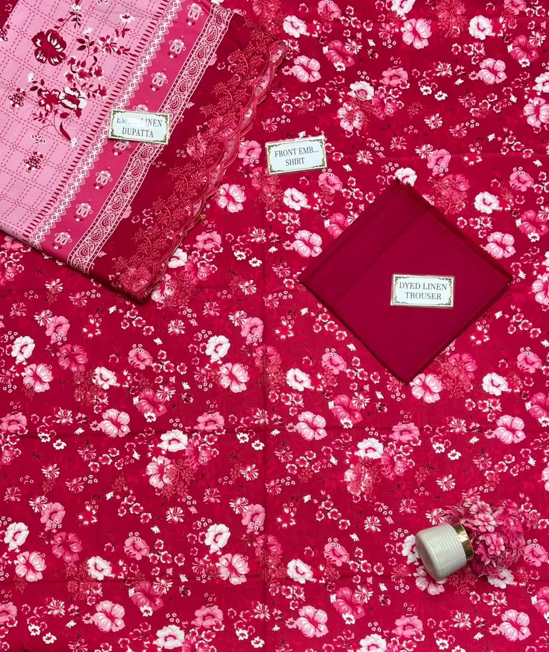 3 Pcs Women's Unstitched Printed Suit