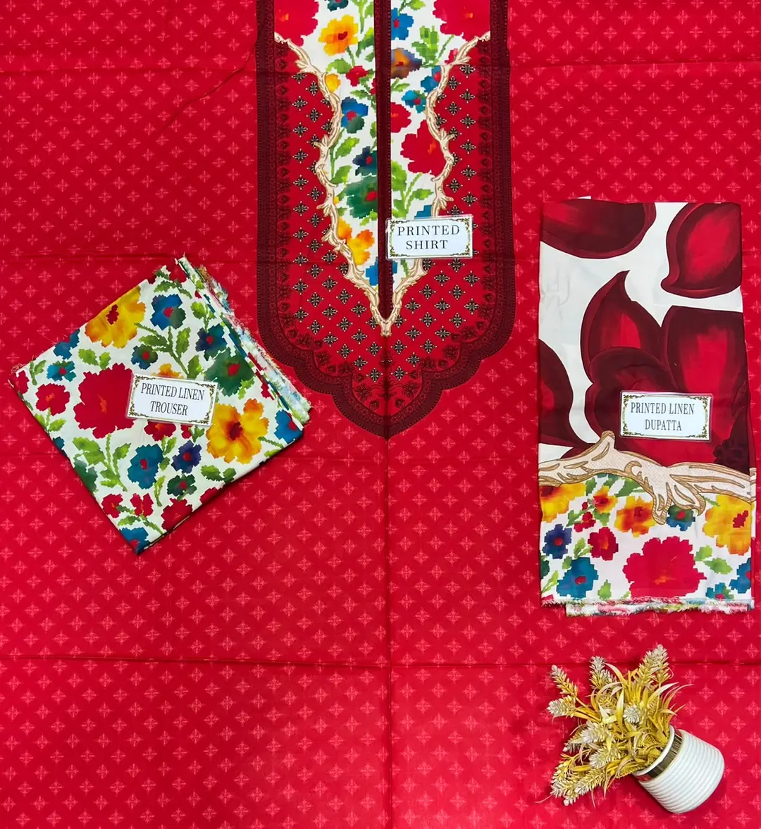 3 Pcs Women's Unstitched Printed Suit