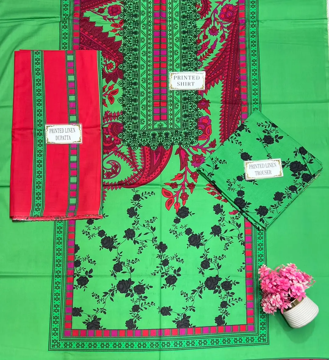 3 Pcs Women's Unstitched Printed Suit
