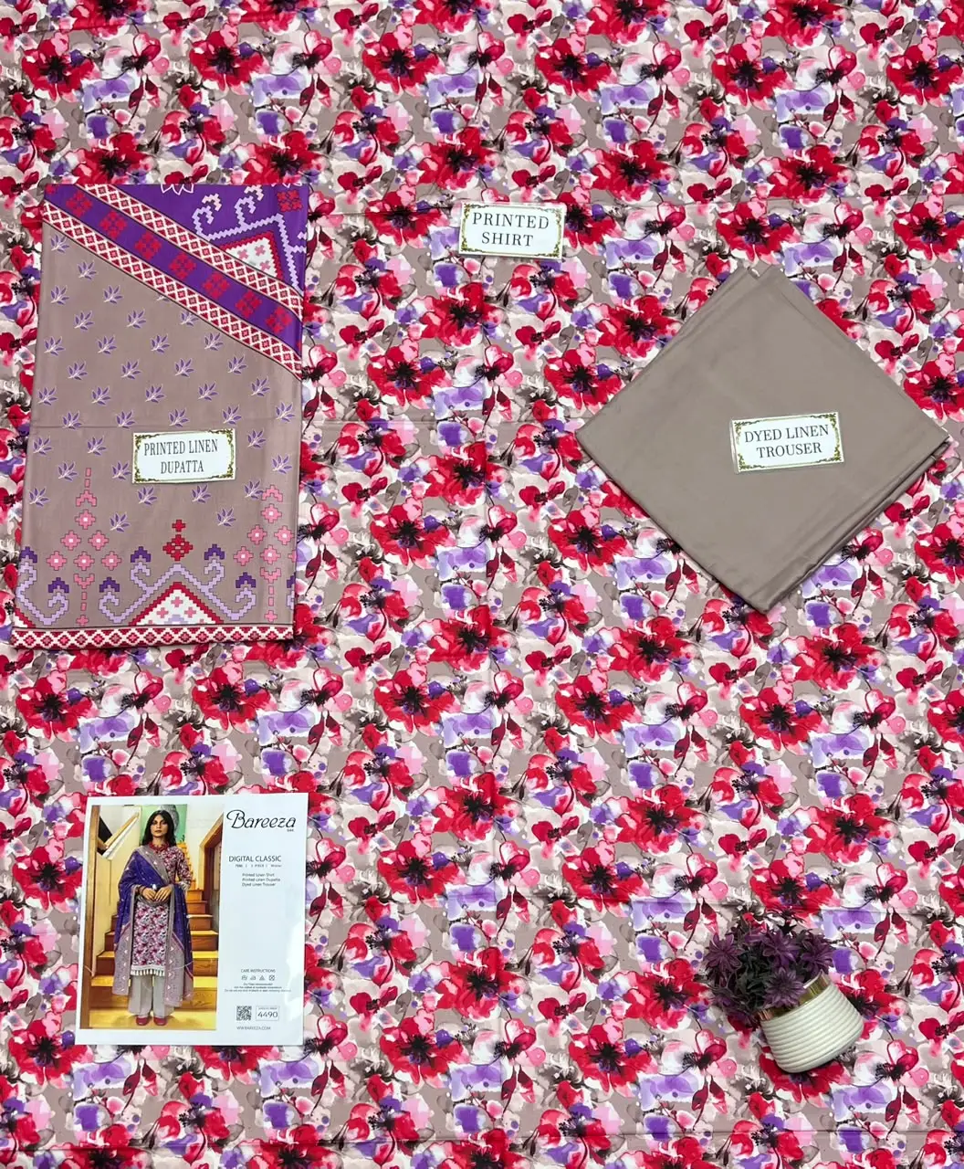 3 Pcs Women's Unstitched Printed Suit