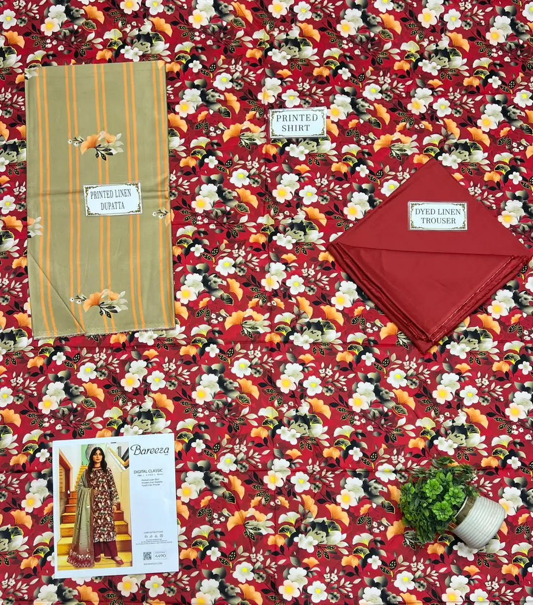 3 Pcs Women's Unstitched Printed Suit