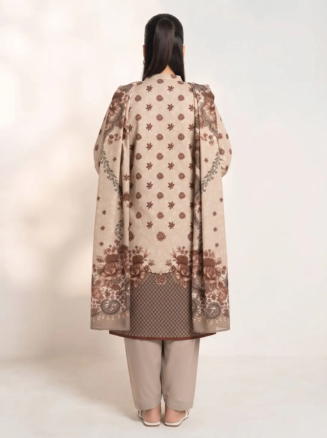 3 Pcs Women's Unstitched Printed Suit