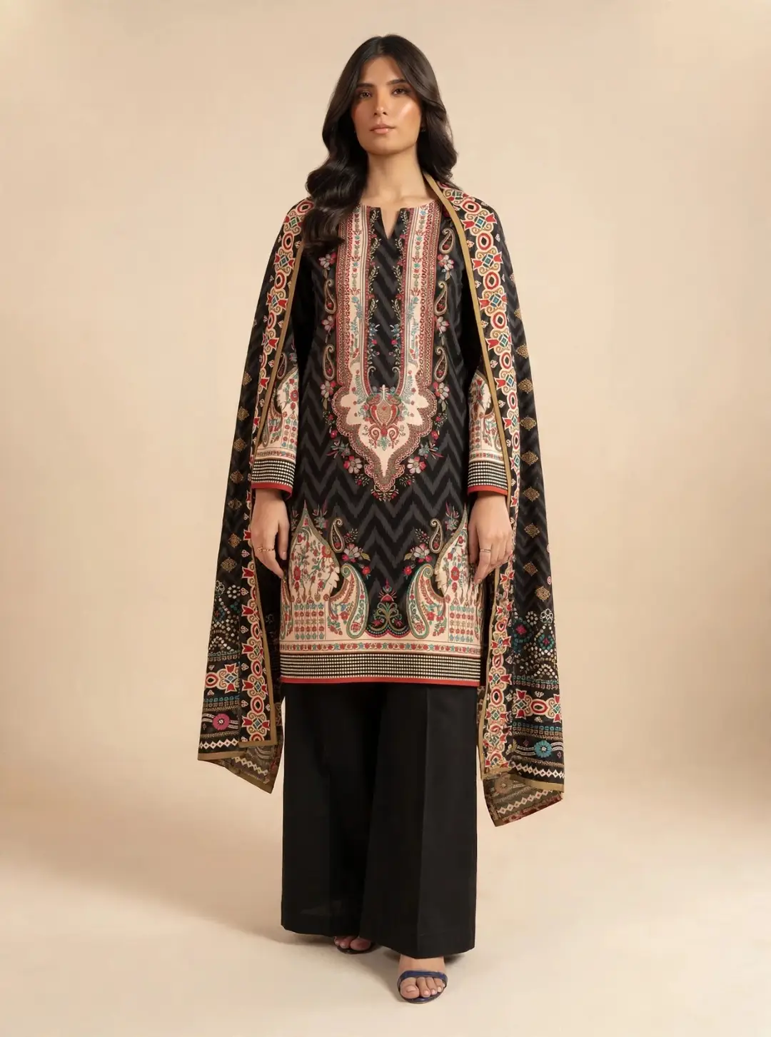 3 Pcs Women's Unstitched Printed Suit