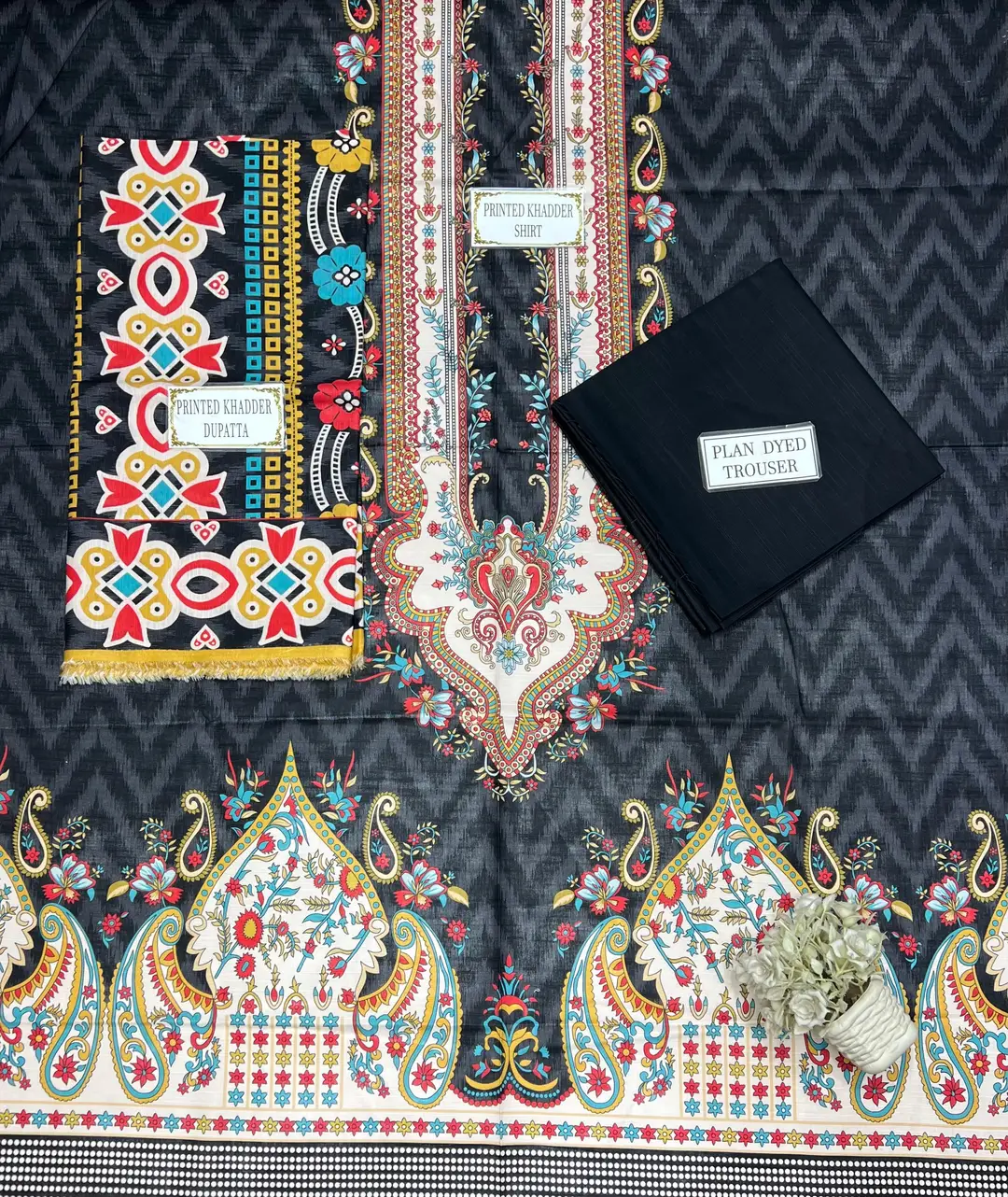 3 Pcs Women's Unstitched Printed Suit