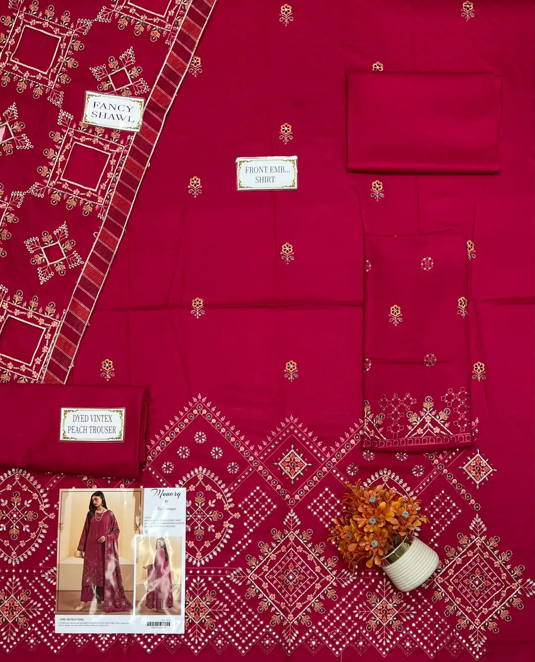 3 Pcs Women's Unstitched Plain Suit