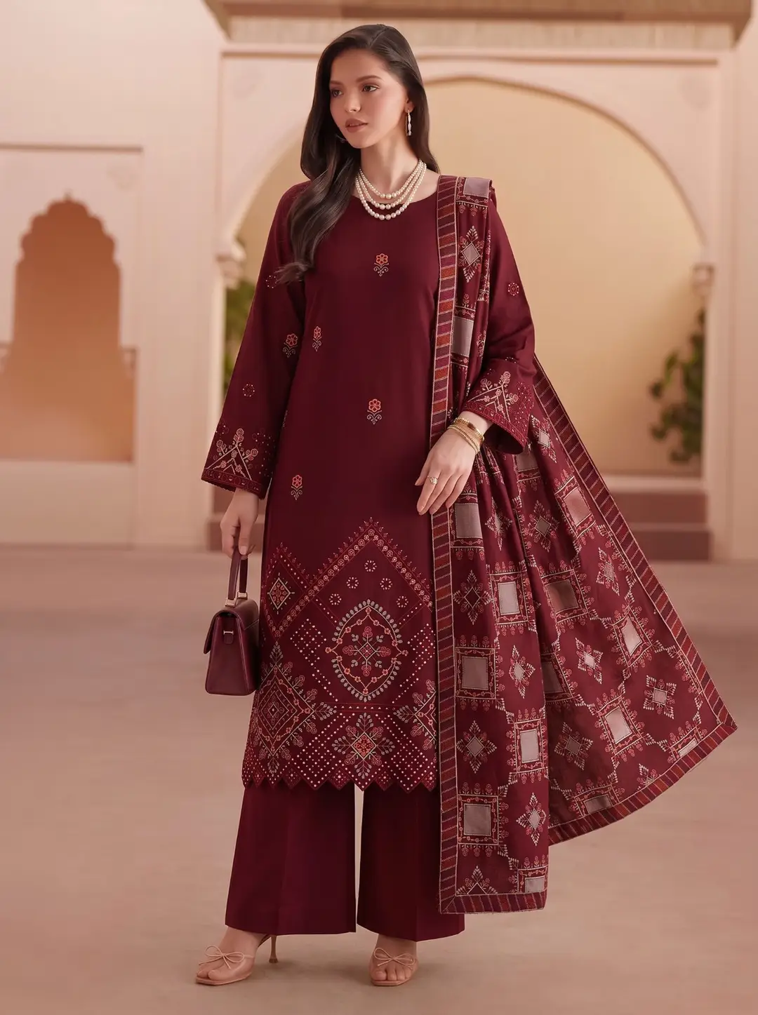 3 Pcs Women's Unstitched Plain Suit