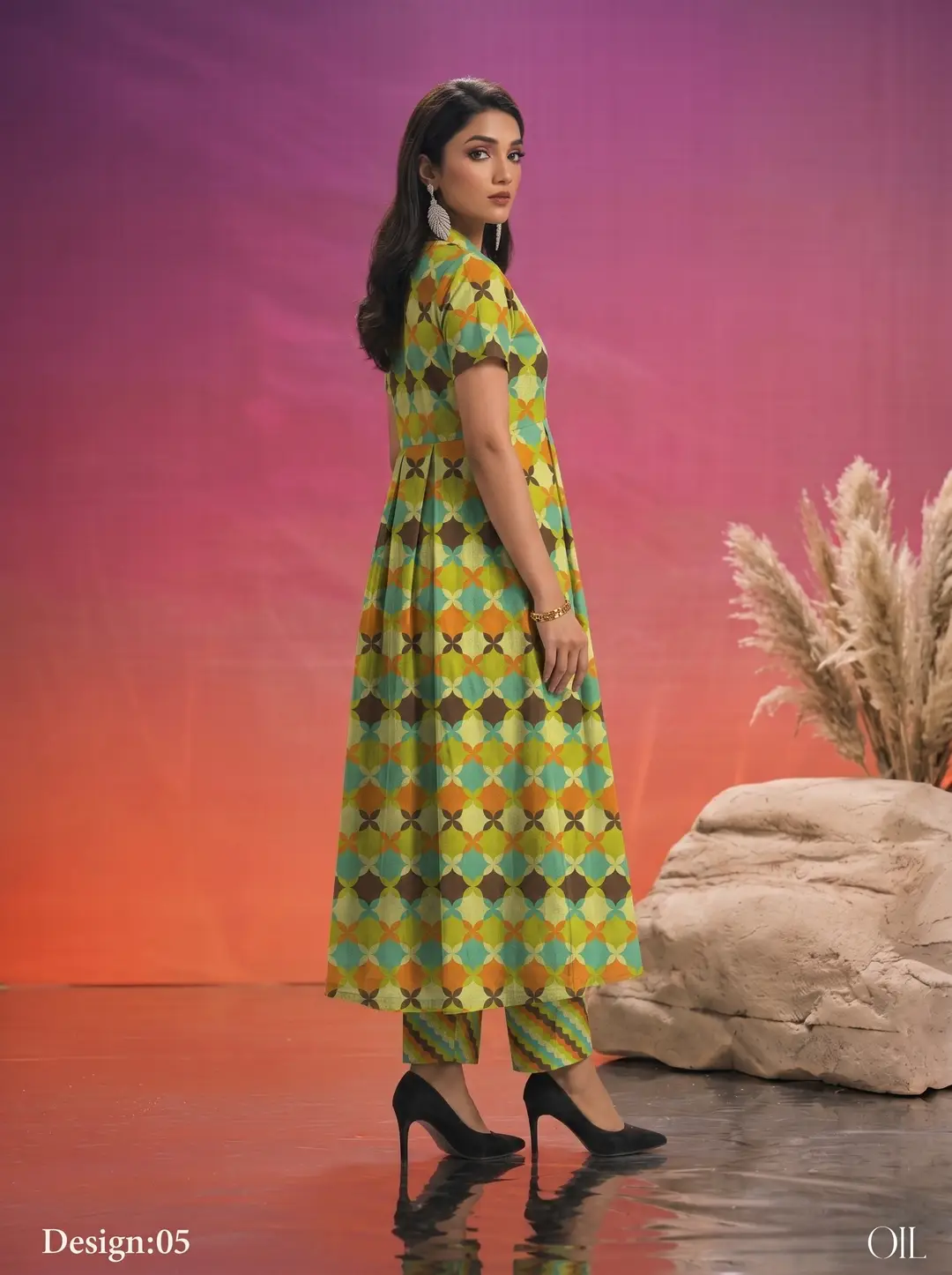 2 Pcs Women's Unstitched Printed Suit