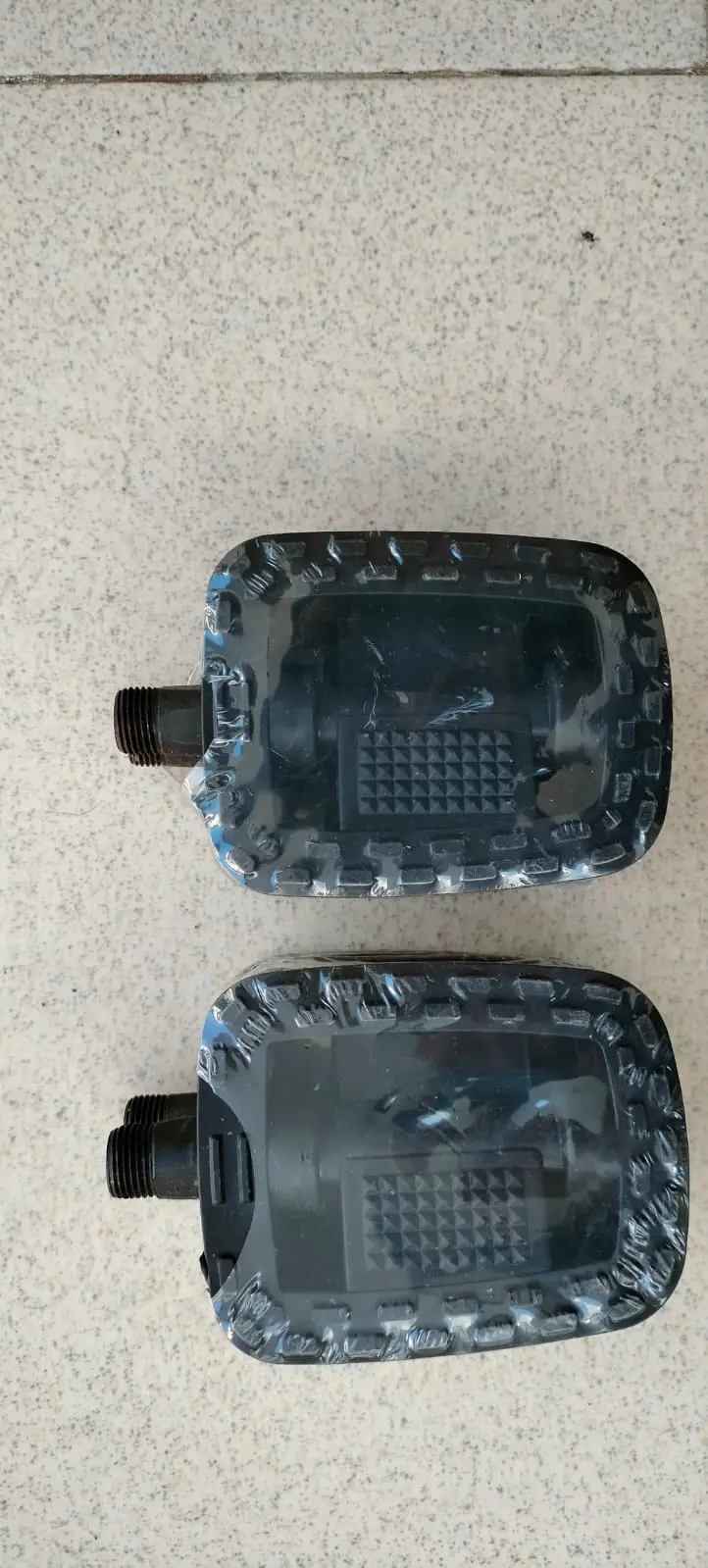 Durable 1 Pair Bicycle Pedals for Mountain & Road Bi-Cycles
